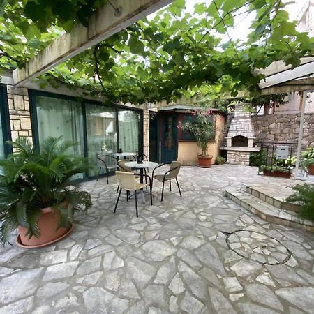 Guesthouse Tri Palme Bečići Extérieur photo