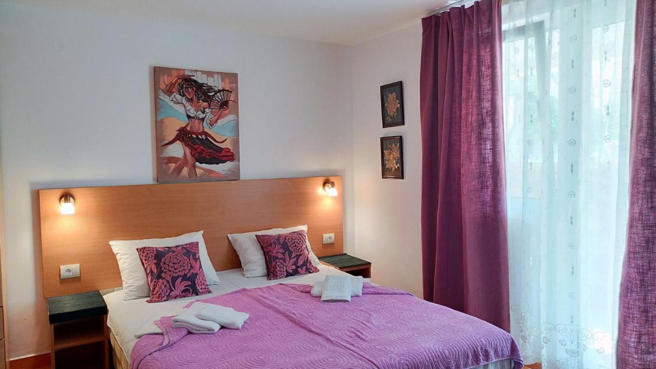 Guesthouse Tri Palme Bečići Extérieur photo
