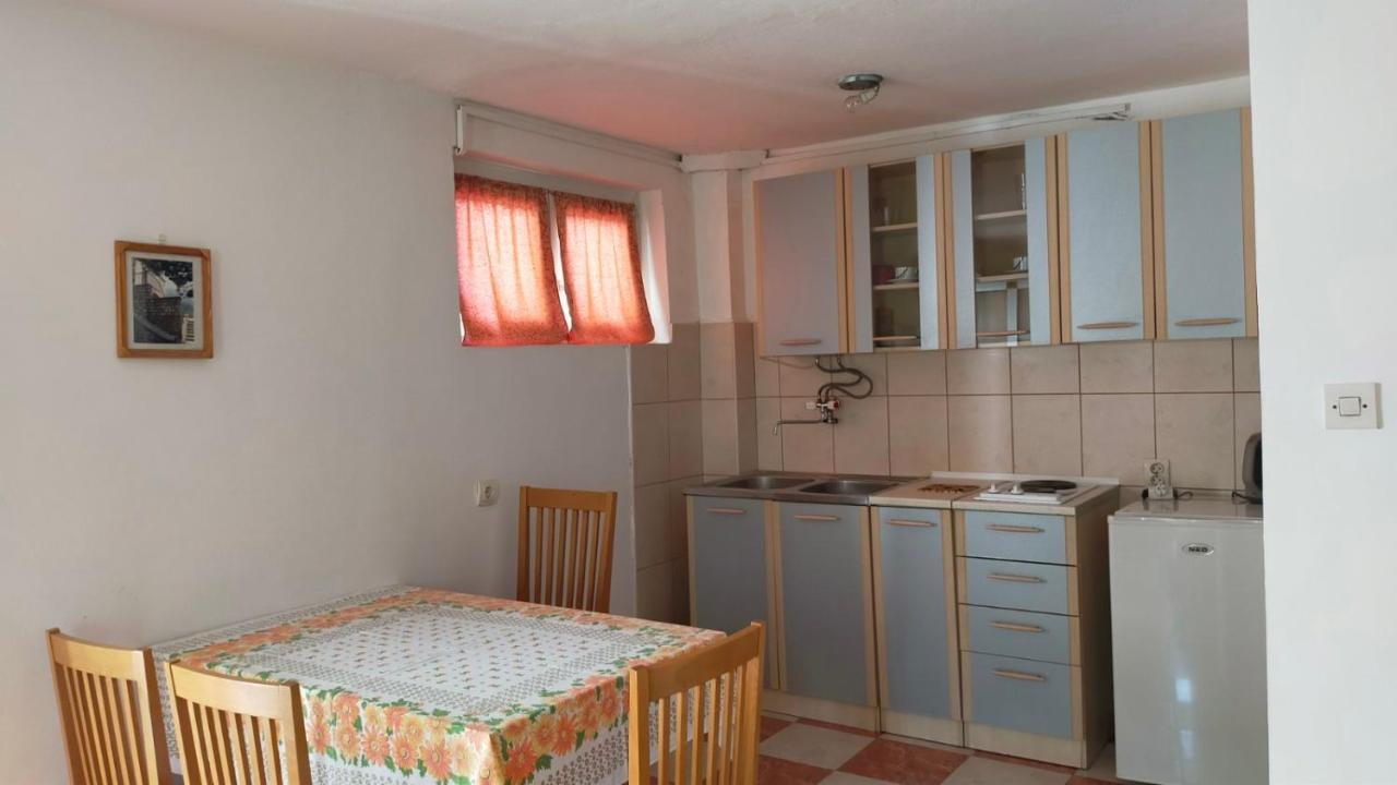 Guesthouse Tri Palme Bečići Extérieur photo