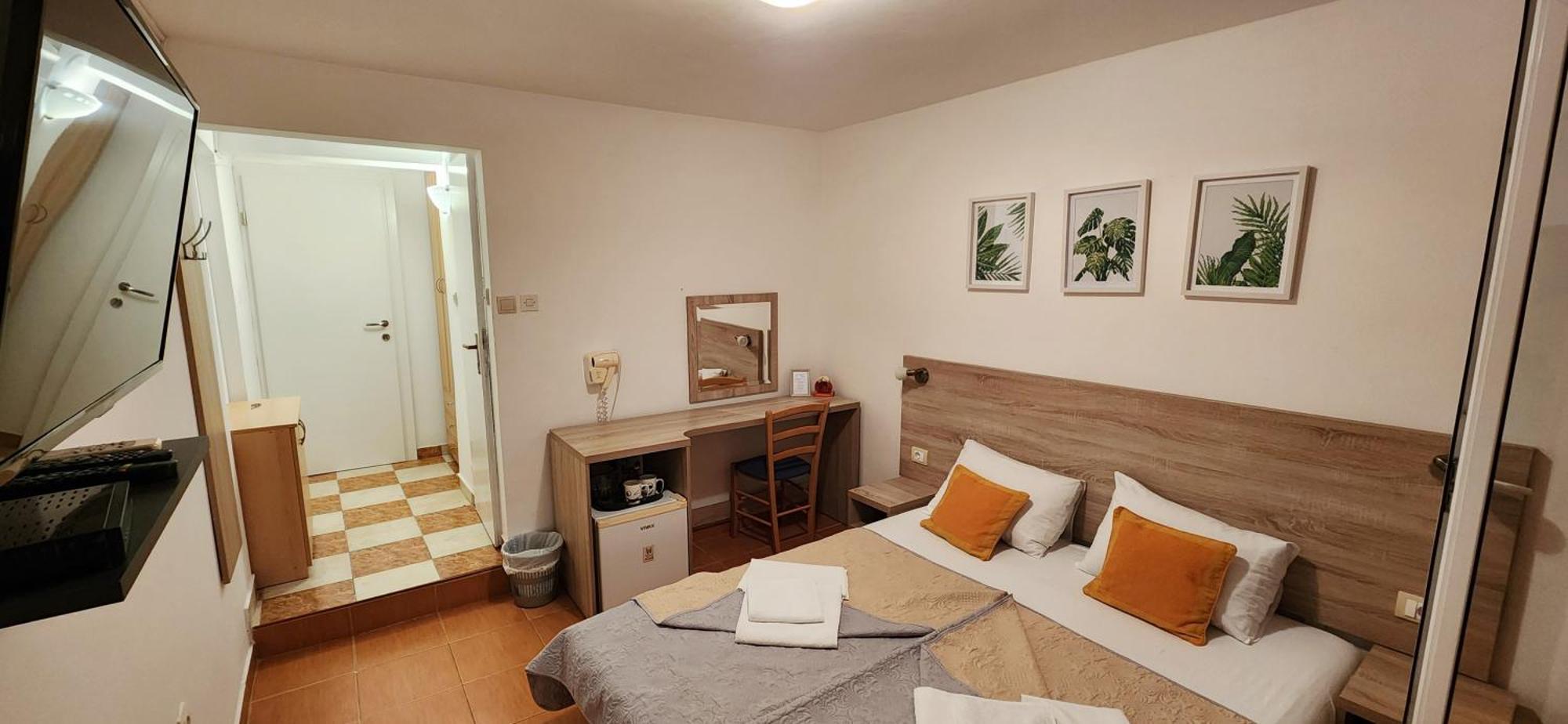 Guesthouse Tri Palme Bečići Extérieur photo