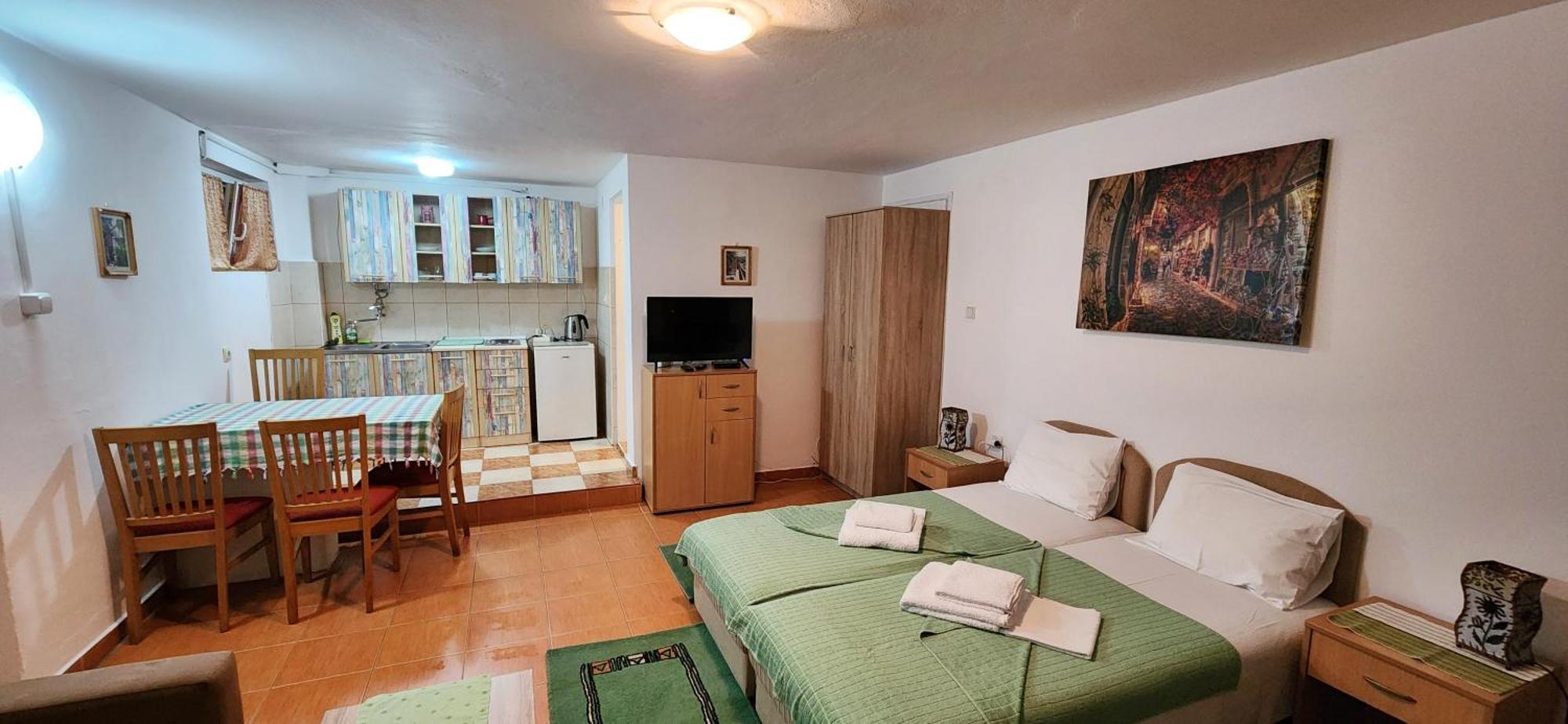 Guesthouse Tri Palme Bečići Extérieur photo